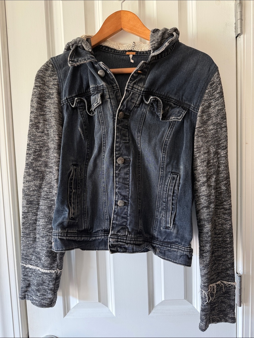 Free People Dark Denim Jacket with Gray Knit Hood & Sleeves size L (p7)